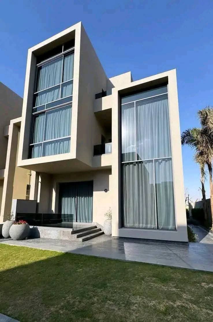 فيلا #للبيع من #Waterway في #التجمع_الخامس 🏠