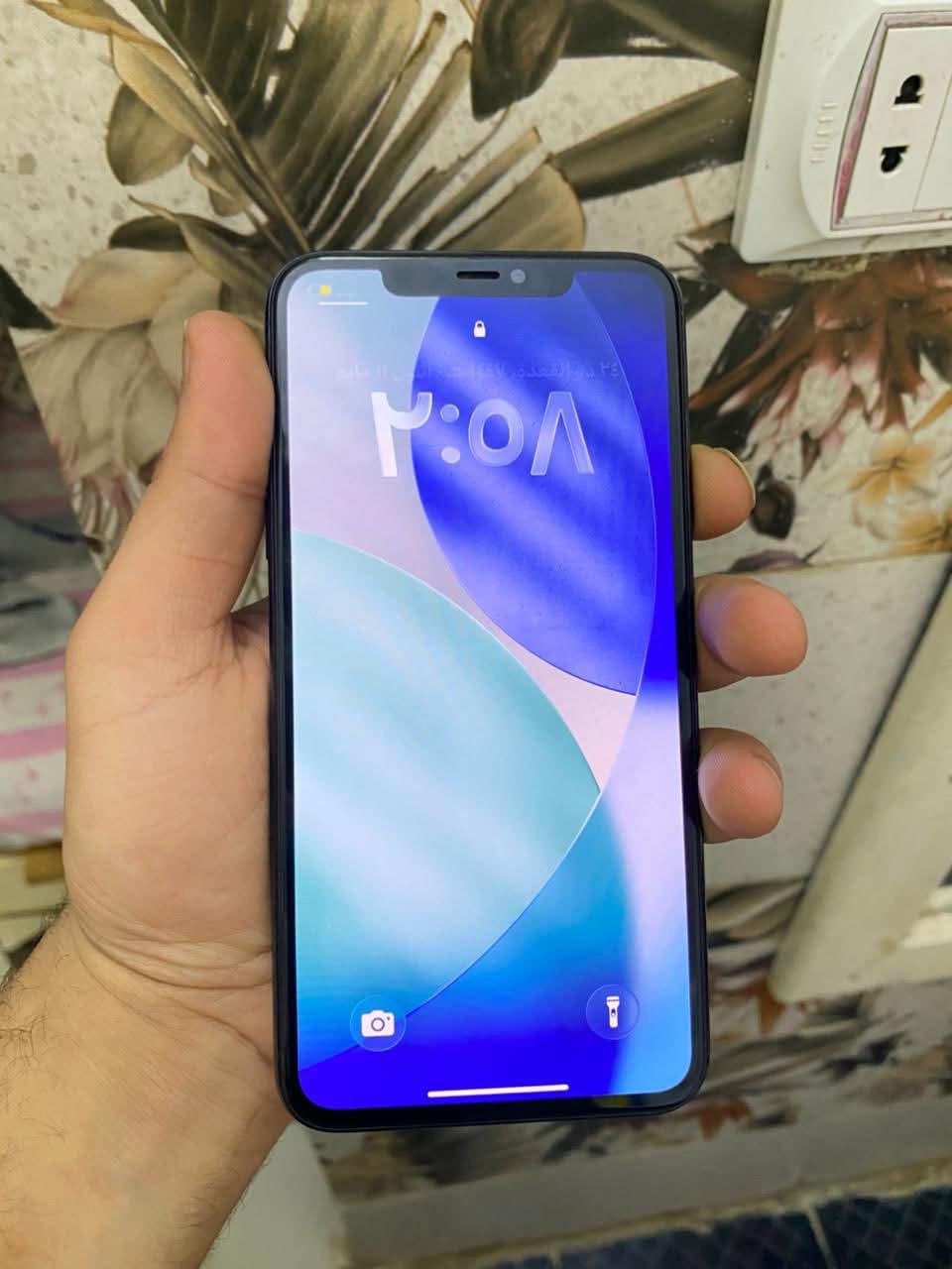 ايفون11pro maxللبيع 🎙️🎙️