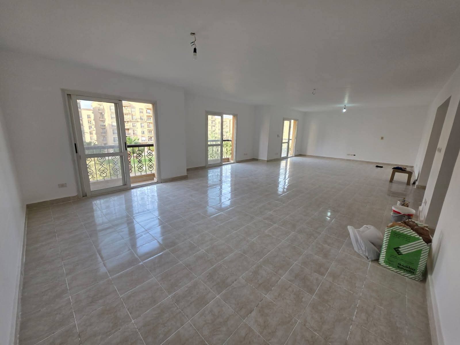 ⚡لعشاق المساحات الكبيرة بالرحاب 2  ✨للايجار قانون جديد اول سكن - شقة بمساحة 224م النموزج المميز